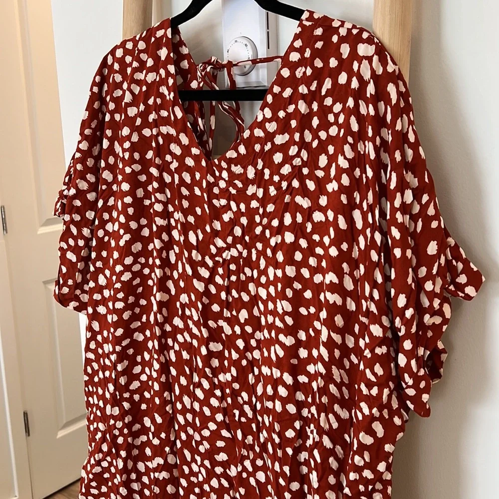 Davi & Dani Dress - Picture 2 of 4